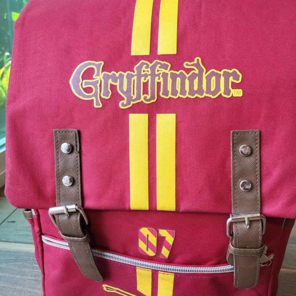 Harry Potter Gryffindor Quidditch Maroon Canvas Backpack Hogwarts Branded Straps